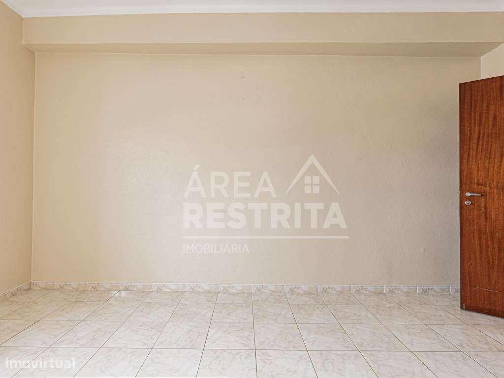Apartamento T3 no Barreiro | Rés-do-Chão | Excelente Localização-32
