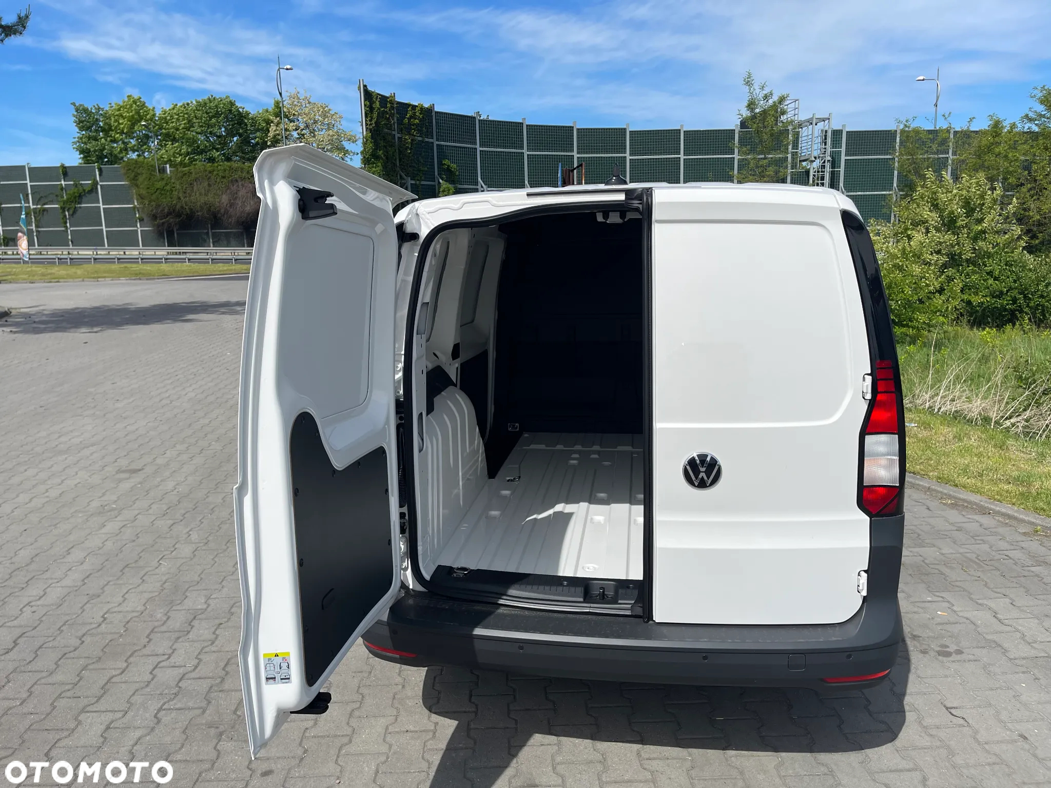 Volkswagen Caddy Maxi 2.0 TDI - 6