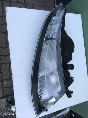 Reflektor HONDA CIVIC 3D/5D - 06-08 H7/H1 - 2