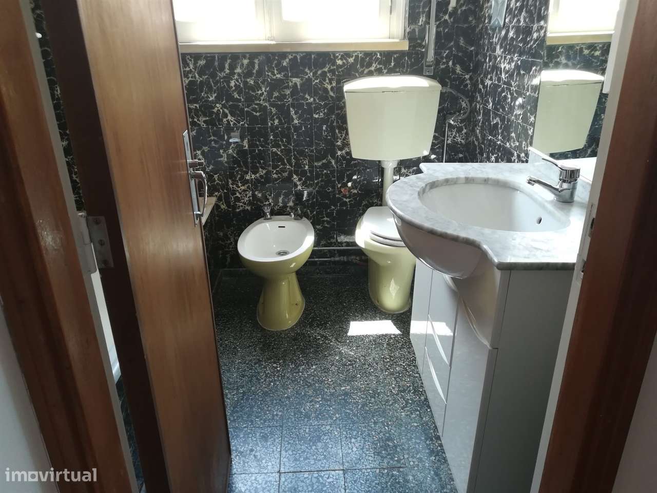 Apartamento T4 - Bairro Norton de Matos - Coimbra/Venda-31