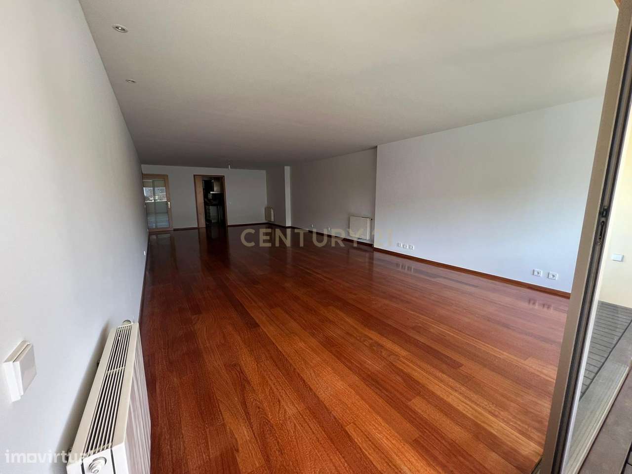 Apartamento T3 - Lordelo do Ouro - Grande imagem: 4/19