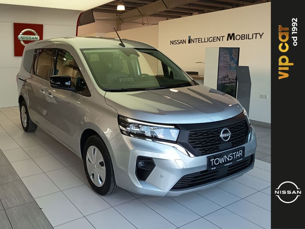 nissan townstar