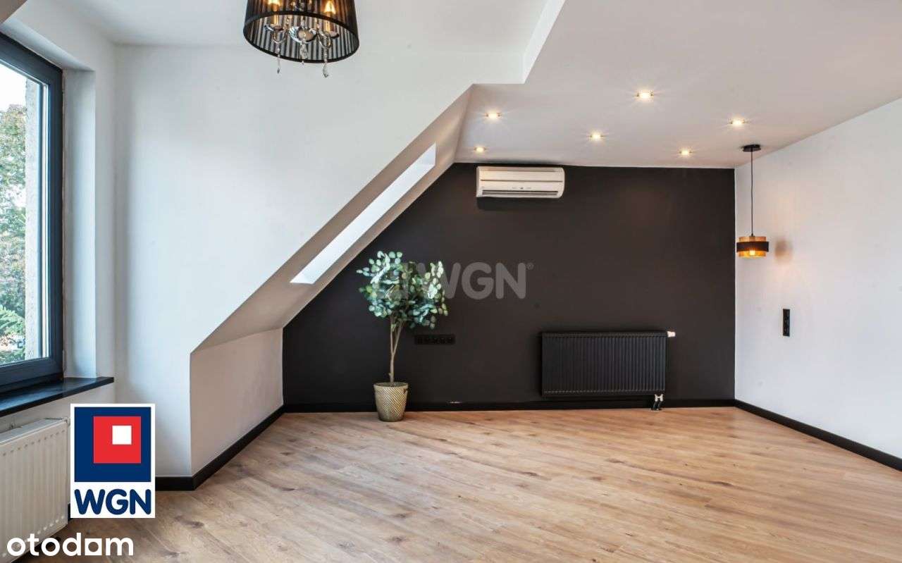 Eksluzywny apartament dwupoziomowy w ścisłym centrum miasta.-8