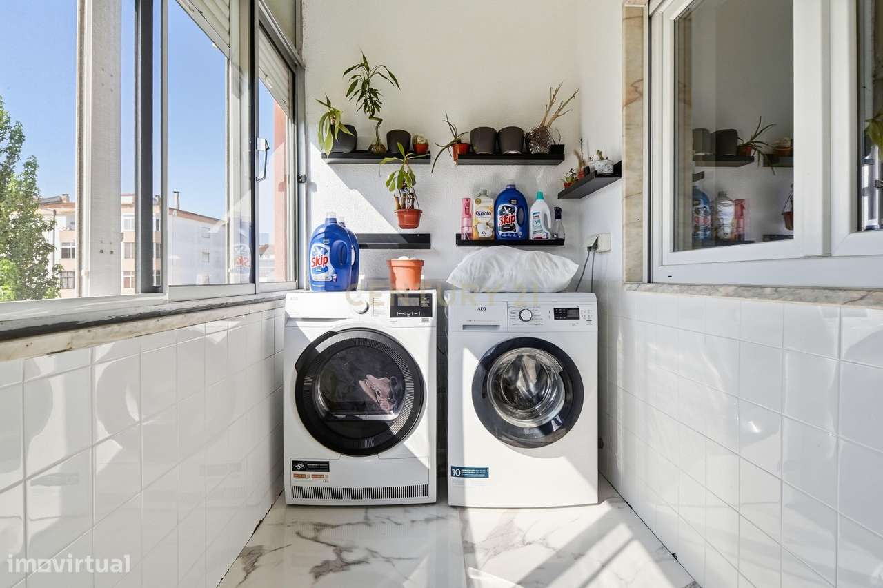 Fantástico Apartamento T3 com Excelente Localização-13