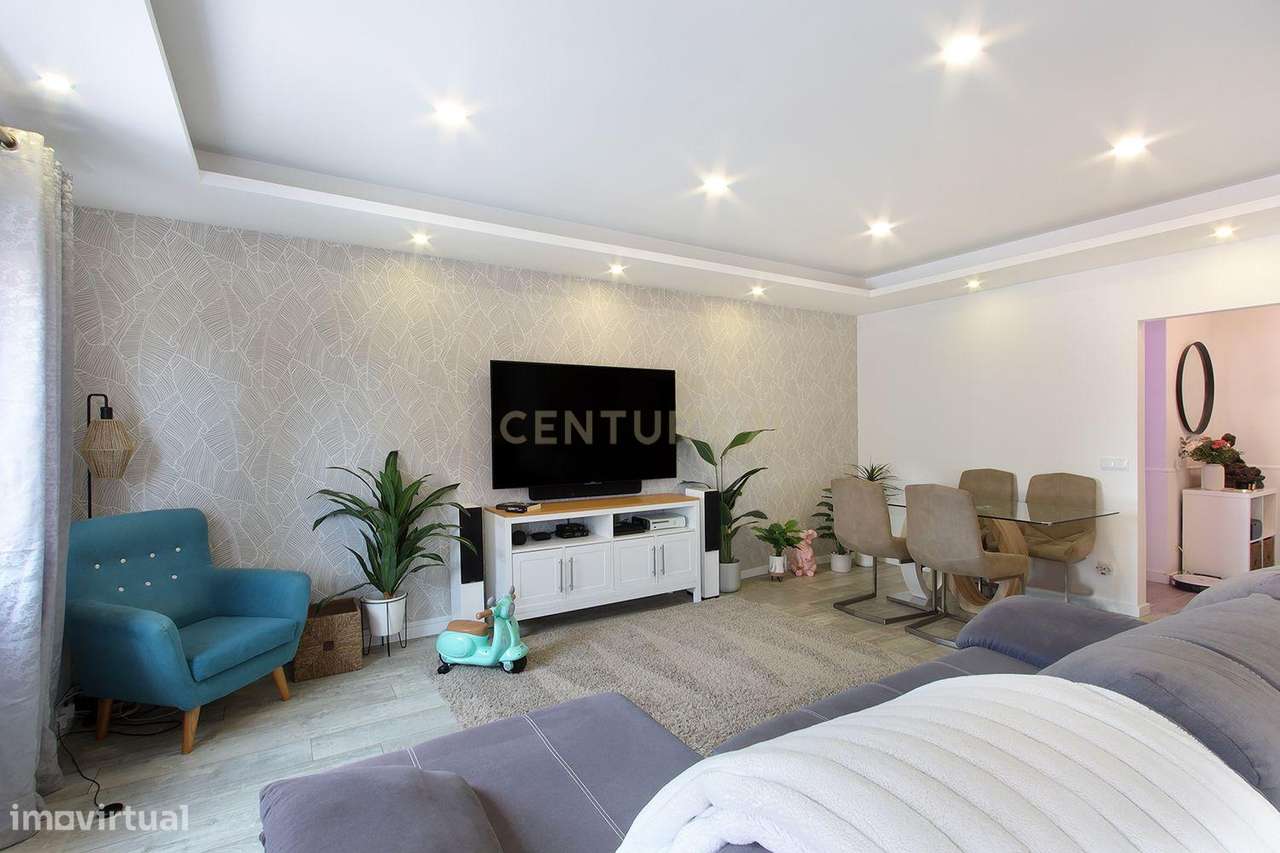 Apartamento T2 no Centro de Mem Martins-6