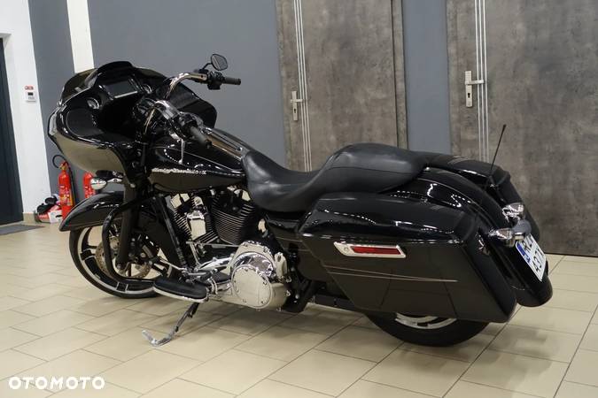 Harley-Davidson Touring Road Glide - 17