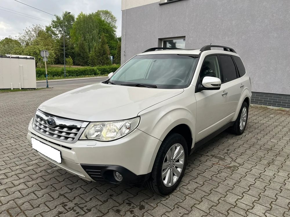 Subaru Forester III 2.0i Exclusive 2013