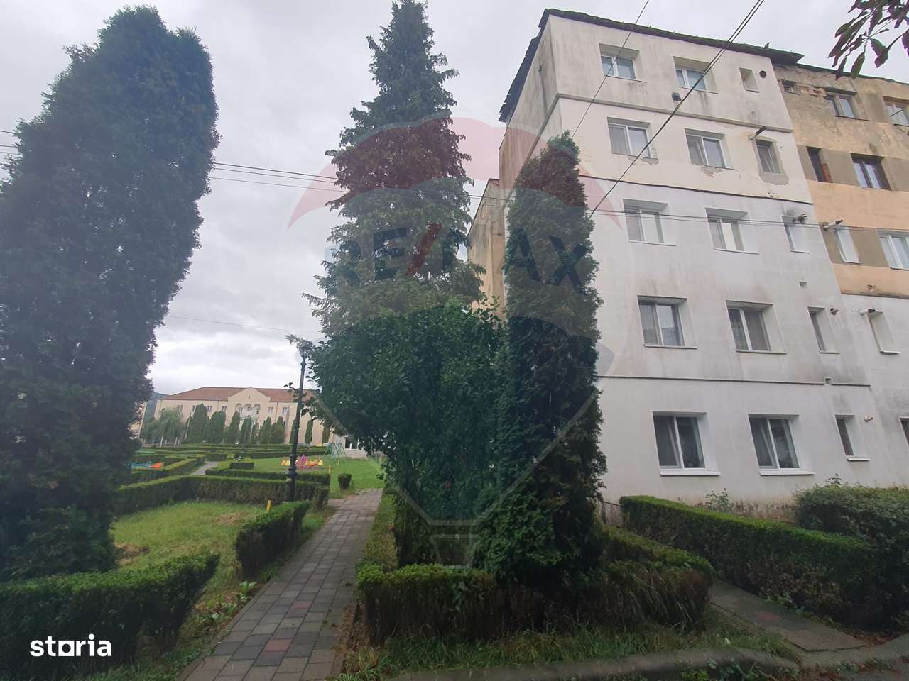 Apartament cu 2 camere de vanzare - Comanesti - Imagine principală: 5/16