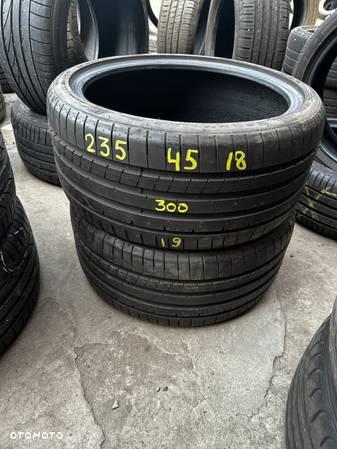 235/45x18 Dunlop - 3