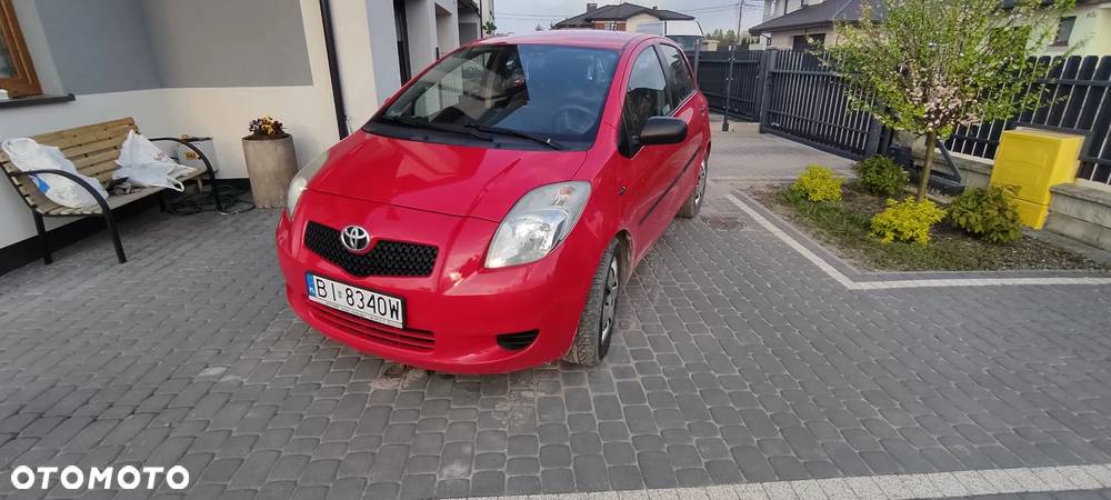 Toyota Yaris 1.3 Luna A/C - 4