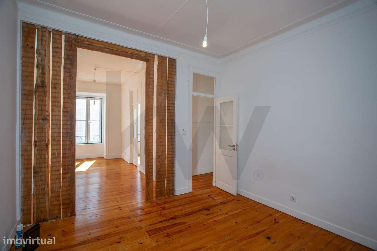 Apartamento T3 Renovado na Rua da Boavista – São Paulo, Lisboa - Grande imagem: 2/45