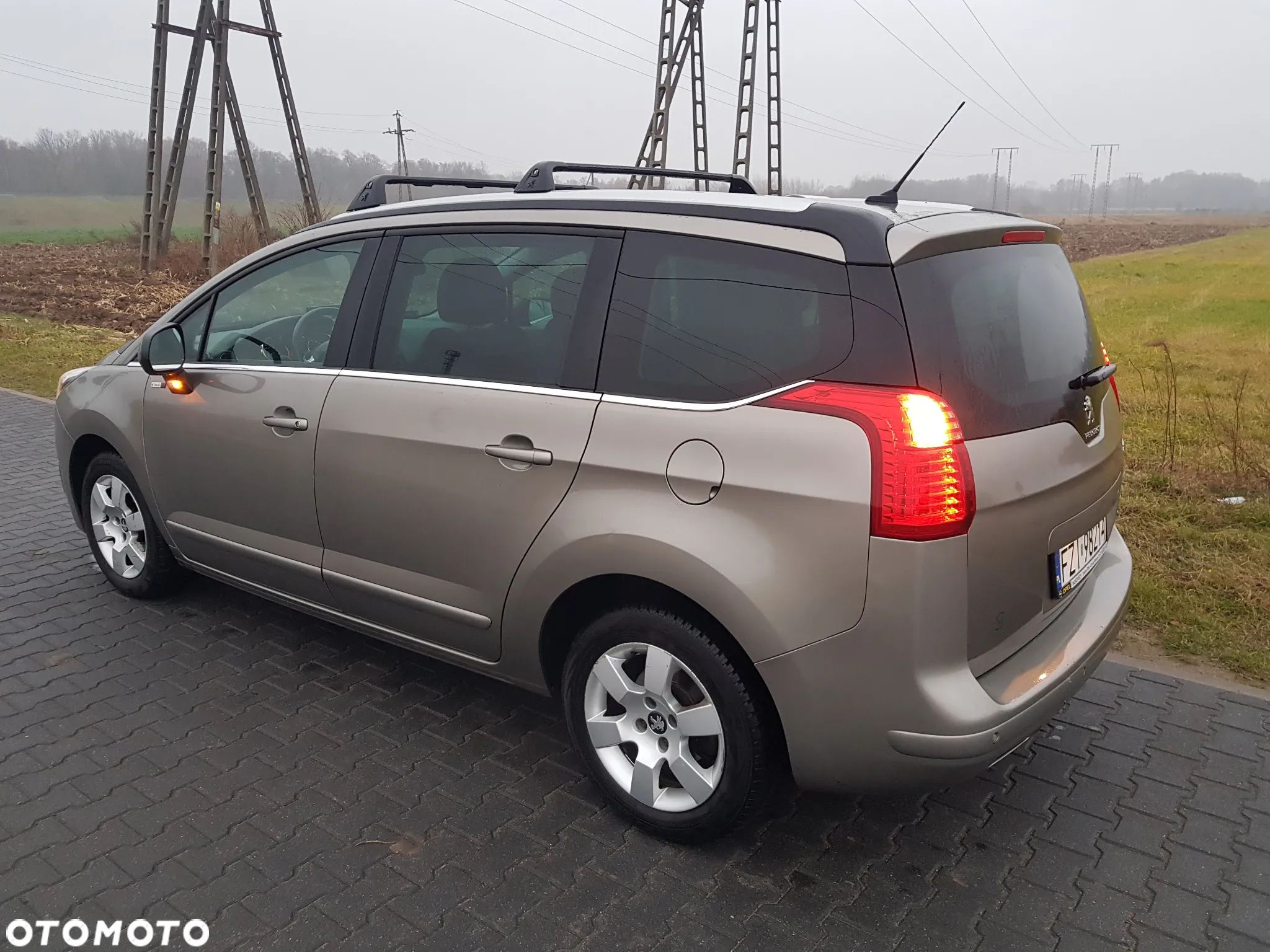 Peugeot 5008 1.6 HDi Style 7os - 5