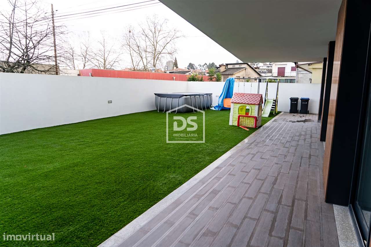 MORADIA DE LUXO T3 + ESCRITORIO - CENTRO DE PAÇOS DE FERREIRA-7