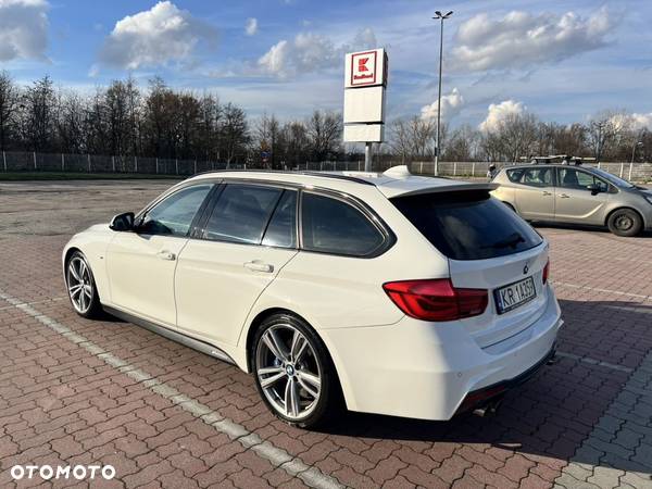 BMW Seria 3 320d DPF Touring - 4