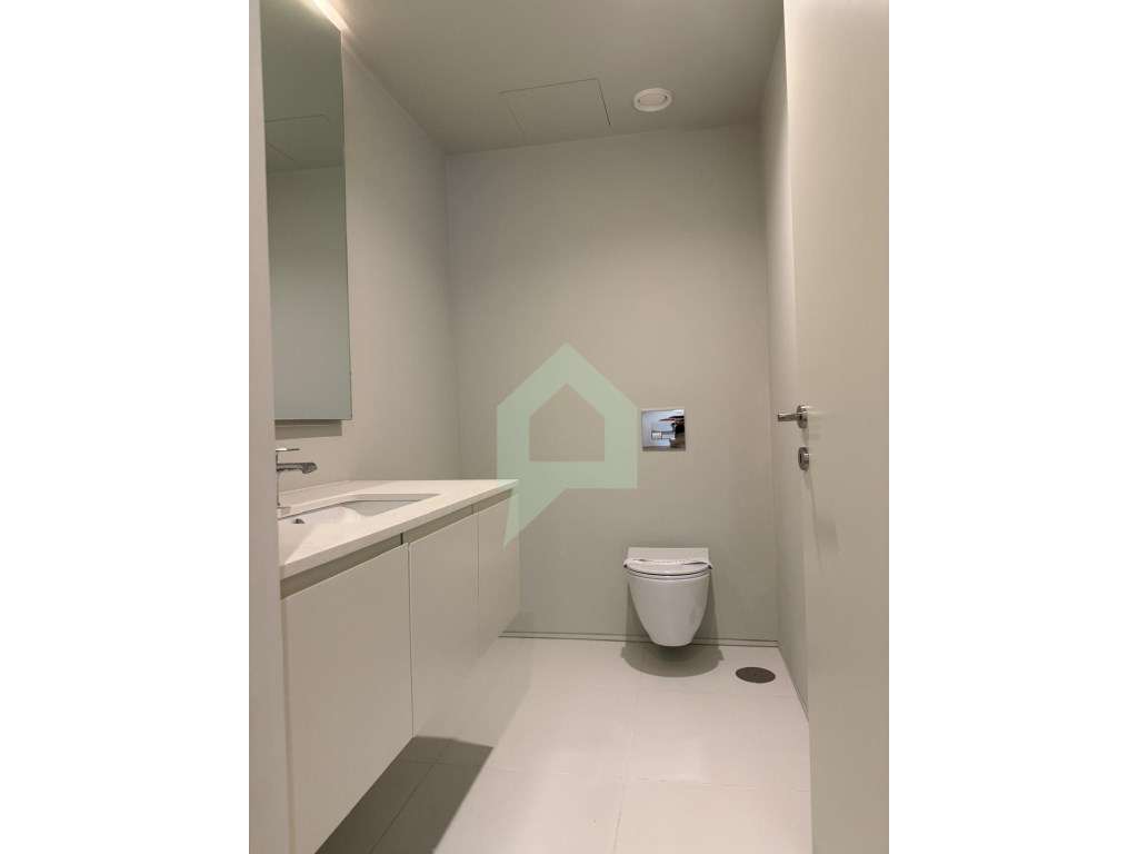 Apartamento T4 com vistas únicas em Barcelinhos, Barcelos.-11