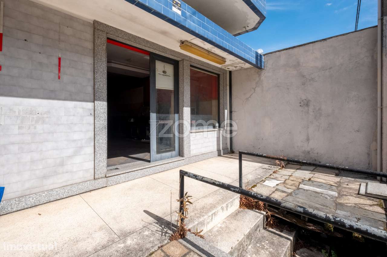 Loja de comércio e serviços para arrendamento - Pedrouços, Maia - Grande imagem: 5/16