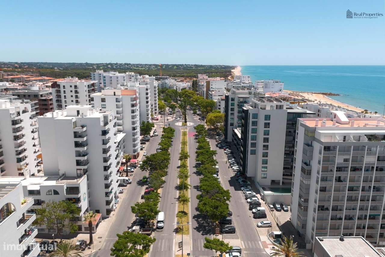 T2 Moderno com vista Mar em Quarteira-26