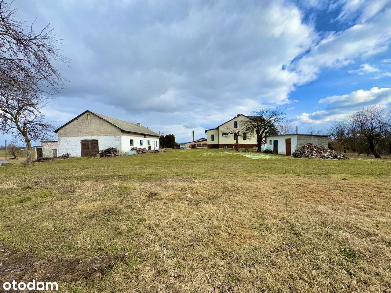 Dom jednorodzinny na działce 1,1ha - gospodarstwo rolne-10