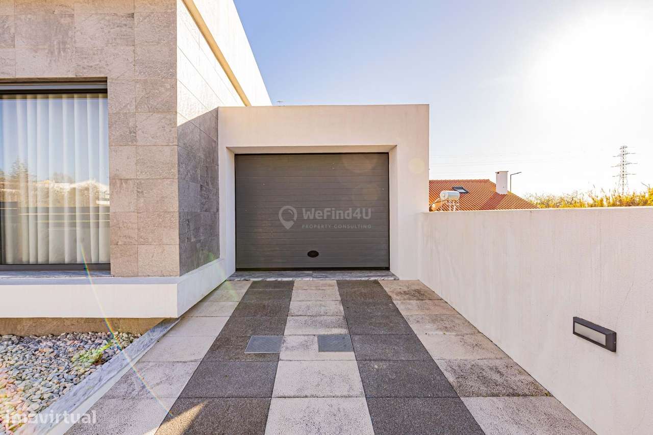 Moradia Térrea T3 c/piscina, lote de 474m² - Única na Caparica-42
