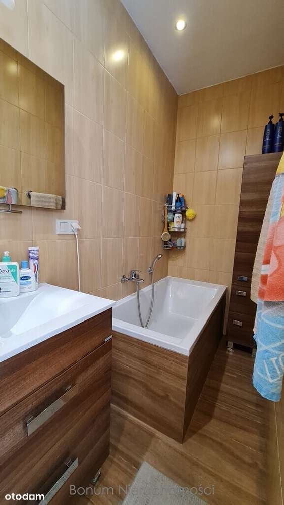 Na sprzedaż mieszkanie z działką w Ząbkowicach Śl-7