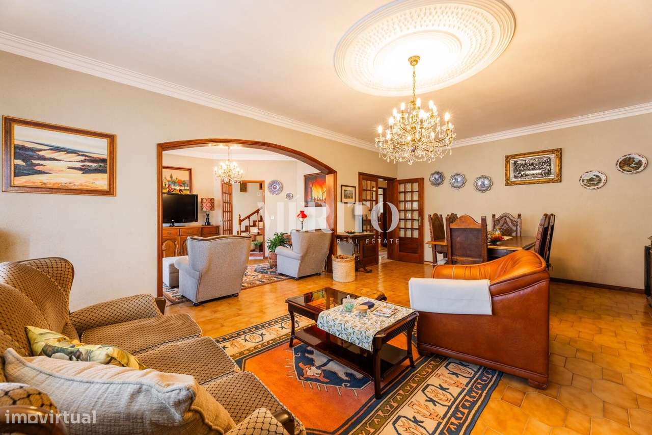 Moradia T5 Gualtar em Excelente Estado de Conservação. - Grande imagem: 5/25