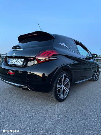 Peugeot 208 1.6 THP GTi - 3