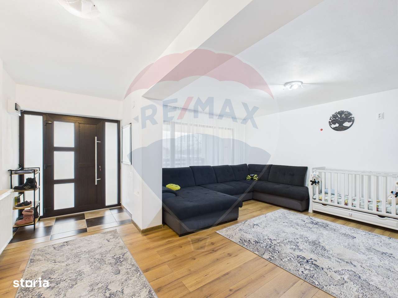 Vilă cu 7 camere de vânzare+teren 2200 mp, Darza-Crevedia - Imagine principală: 3/20