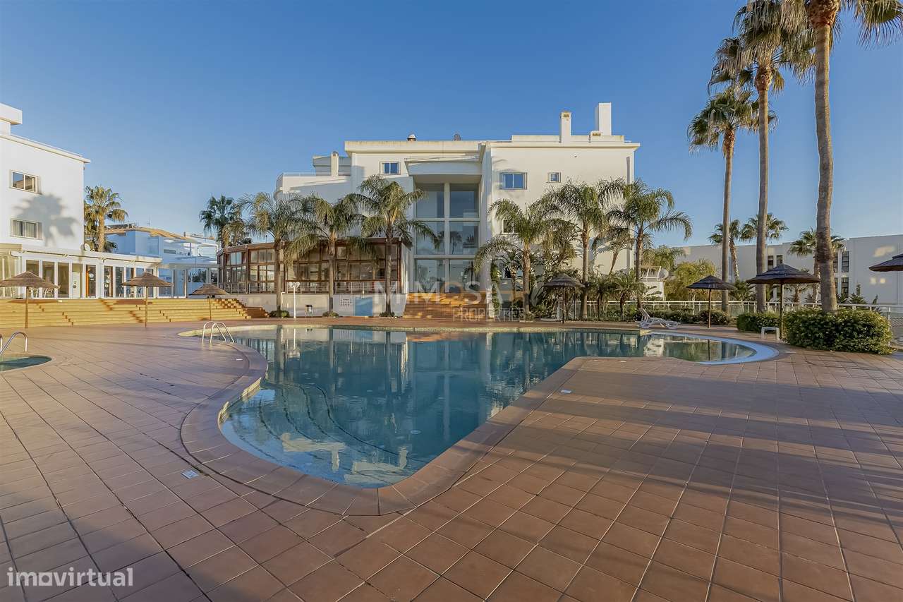 Apartamento T3 a 500 metros da Praia de Porto Mós, Lagos - Grande imagem: 3/50