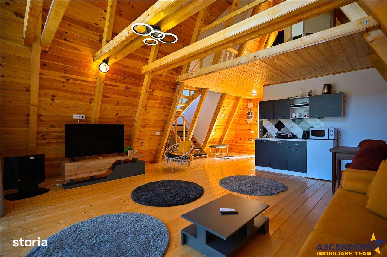 FILM!Ansamblu case in circuit hotelier, 5.700mp teren,Moieciu,construc - Imagine principală: 4/20