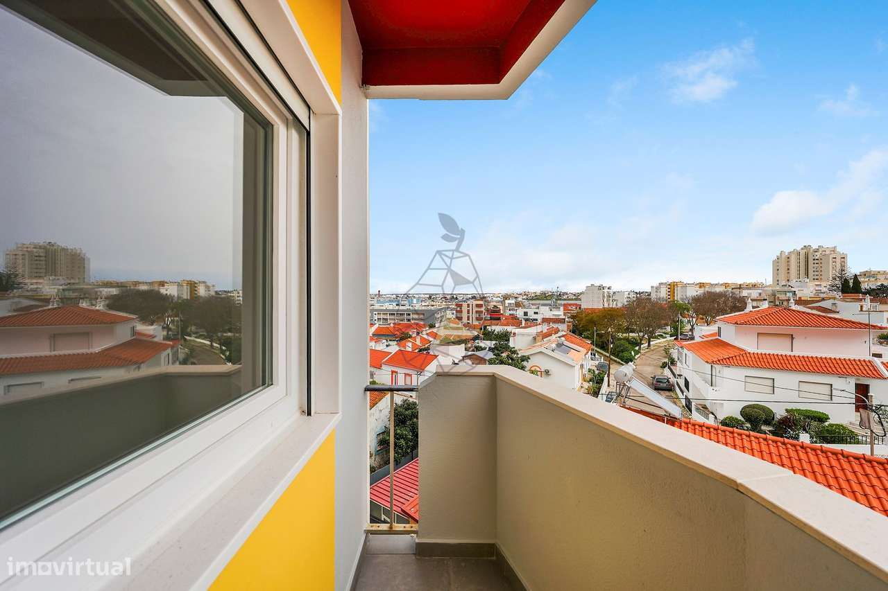 T3 central totalmente remodelado, com 2 casas de banho em Portimão-9