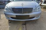 Grila Capota Mercedes S Class W221 2009 - 1