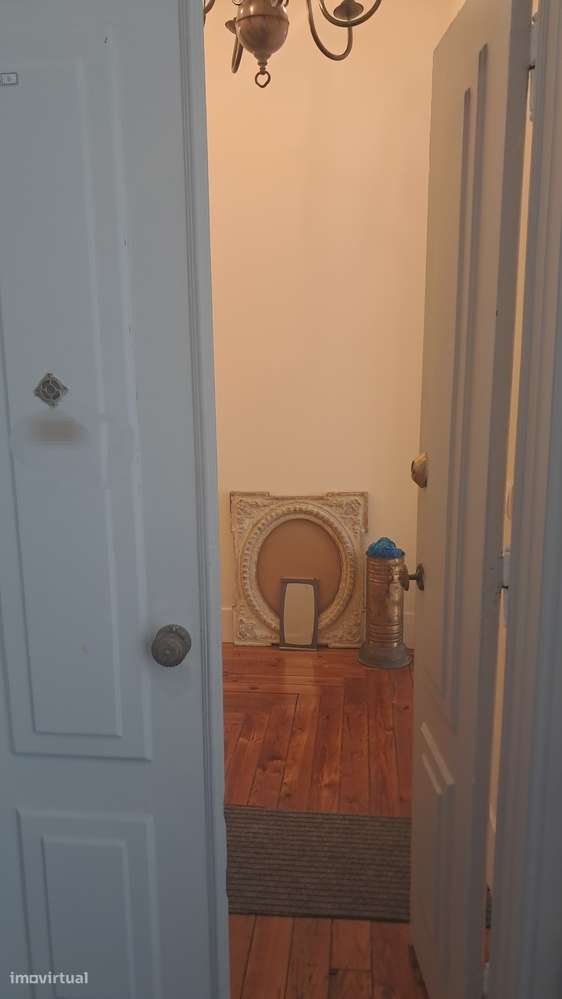 Elegante T3+ 1 com JARDIM privativo Próximo Metro Alameda-30