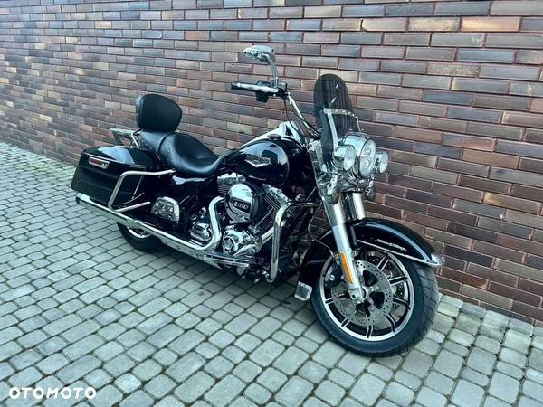 Harley-Davidson Touring Road King - 14