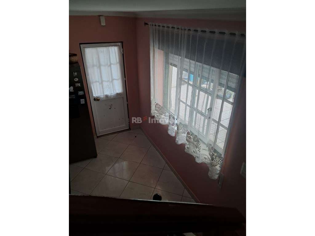 Moradia T4 no Entroncamento-7