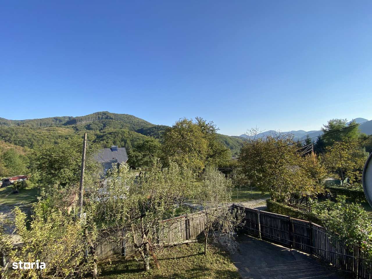 Firiza, casa 10 ari teren-12