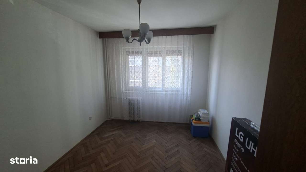 Apartament 4 camere – Ploiești Bld Republicii (Casa Roșie/McDonald’s)-5