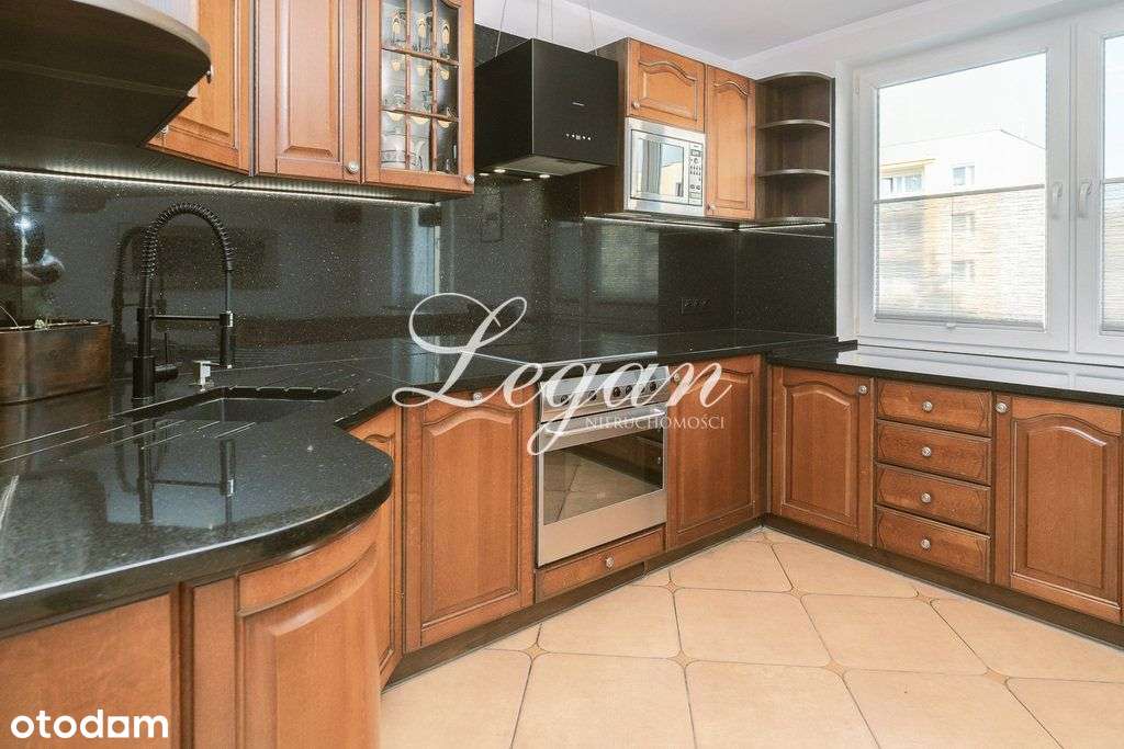 Przestronne mieszkanie z widokiem na rezerwat.-2