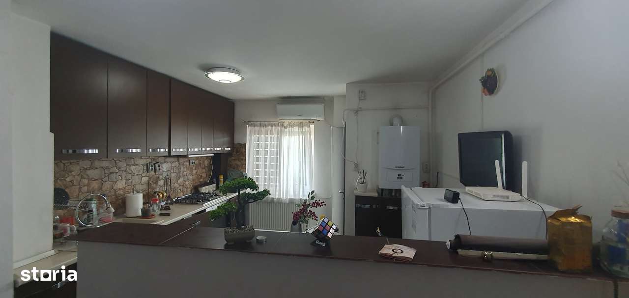 Apartament cu 3 camere, balcon, George Enescu-3