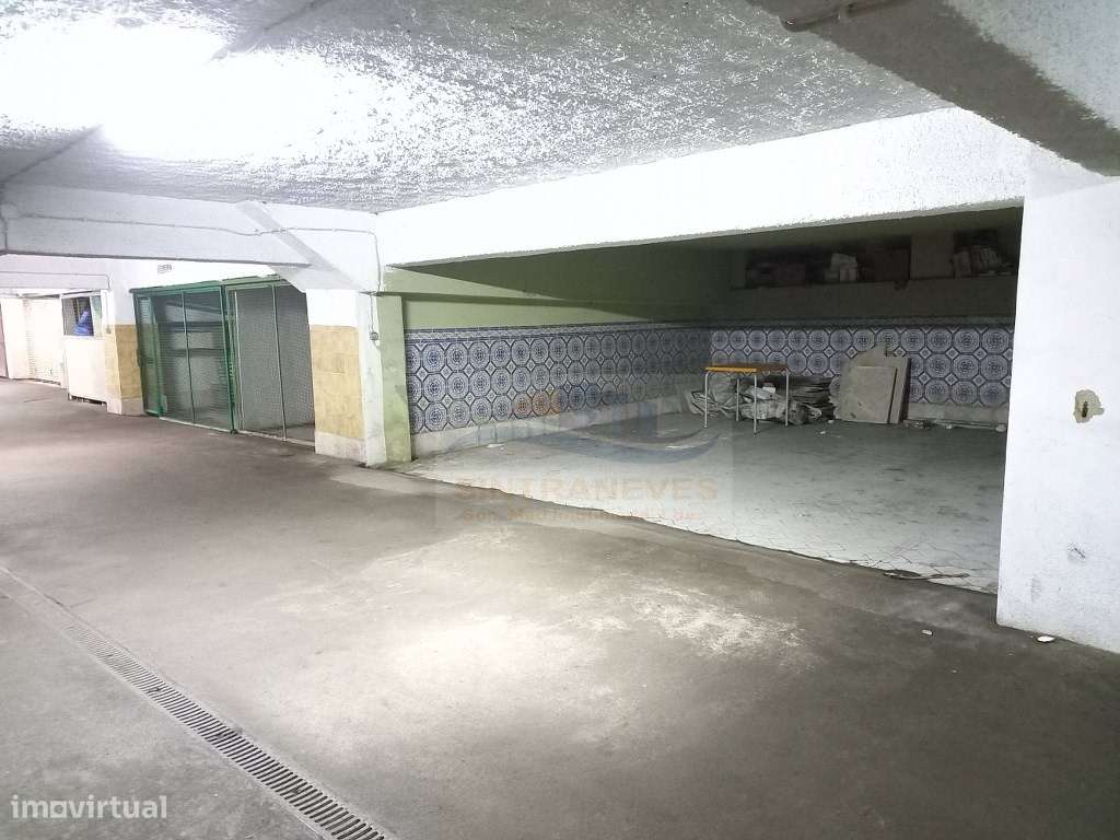 Fantástico T3 Dúplex, totalmente remodelado com Garagem a 300m da P...-51
