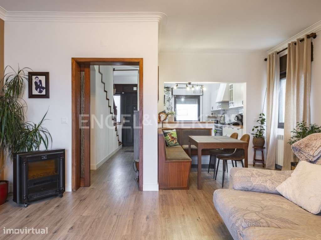 Moradia T4 perto da Praia na Charneca de Caparica - Grande imagem: 5/34