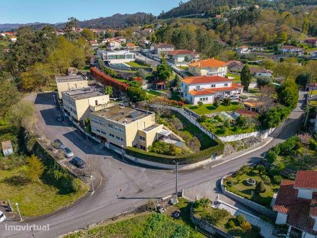 Moradia T3 à venda em Arcos de Valdevez - Paçô - Grande imagem: 4/35