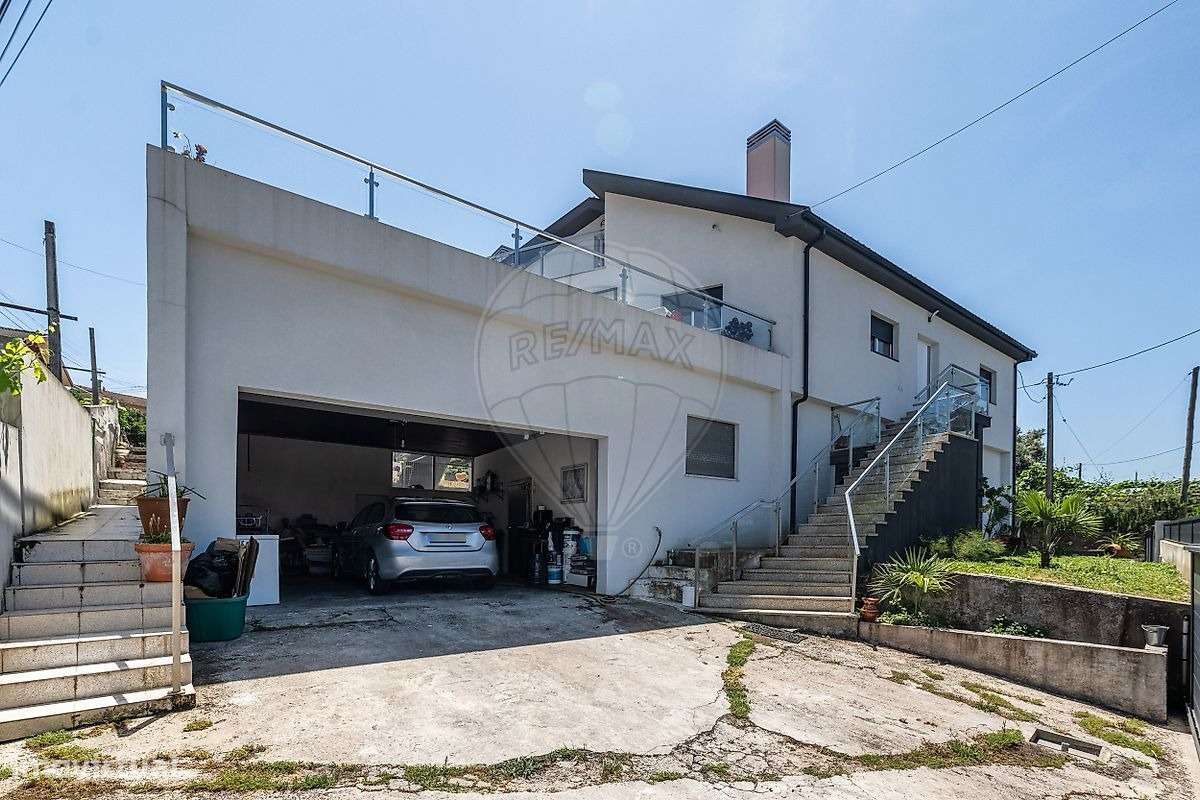 Moradia Individual T2+1 em Gondizalves – Braga - Grande imagem: 4/32