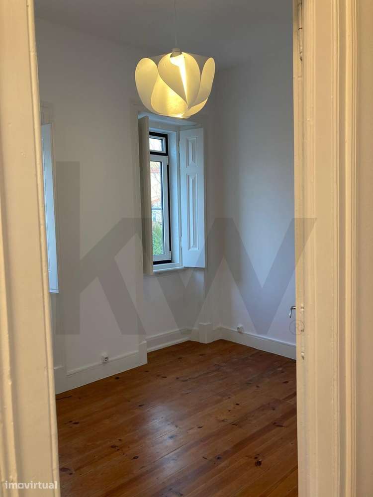 T4 para ARRENDAMENTO - RENOVADO com muito bom gosto, a 10 minutos a p - Grande imagem: 4/40