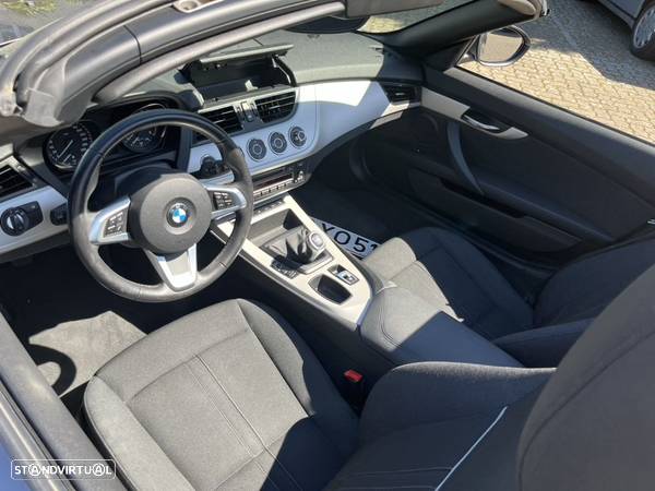 BMW Z4 18 i - 16