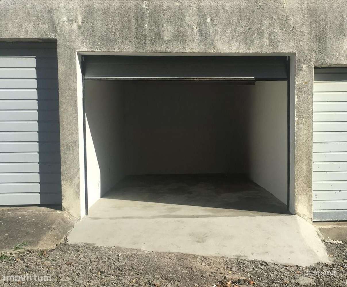 Garagem Individual - Gaia - 700 metros do Hospital Ed Santos Silva - Grande imagem: 3/11