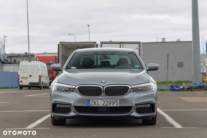 BMW Seria 5 540i xDrive - 8