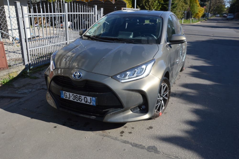 Toyota Yaris IV Hybrid 100 Active 2022