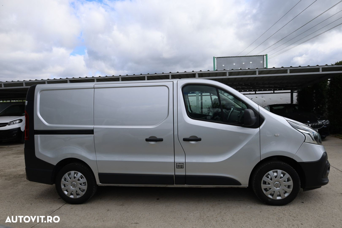 Renault Trafic - 8