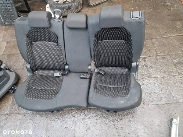 Fotele 2 i 3 rzad nissan qashqai j10 +2 - 2