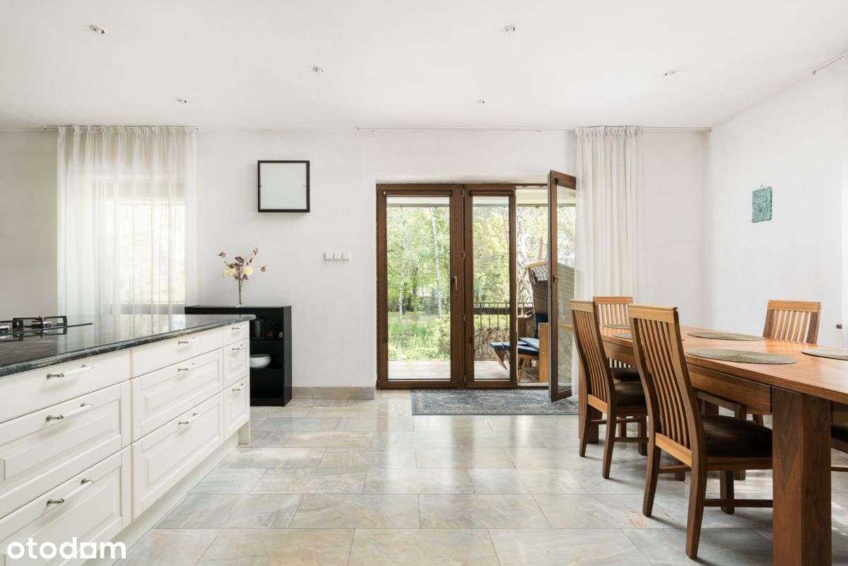 Przestronny dom dla rodziny z pięknym ogrodem-5